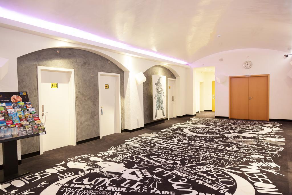 Hotel Tristar 라루비에르 외부 사진